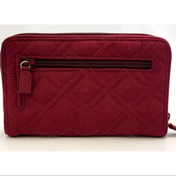 Vera Bradley Women's Red Quilted Zip-Around Wallet RFID Blocking - Picture 2 of 7
